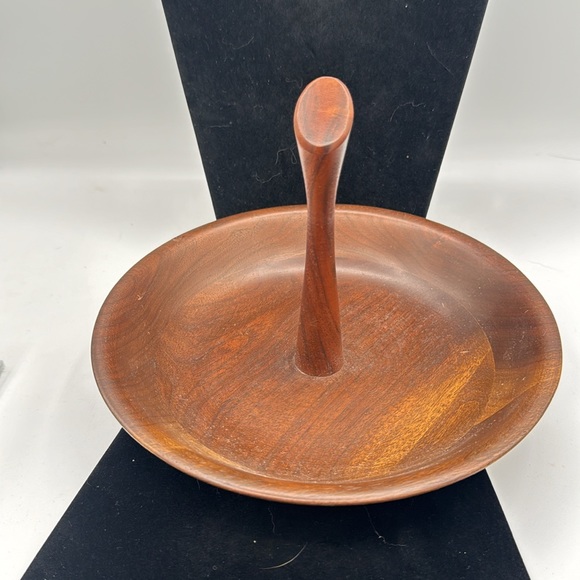 Walnut MCM Serving Bowl with Handle - Picture 2 of 5